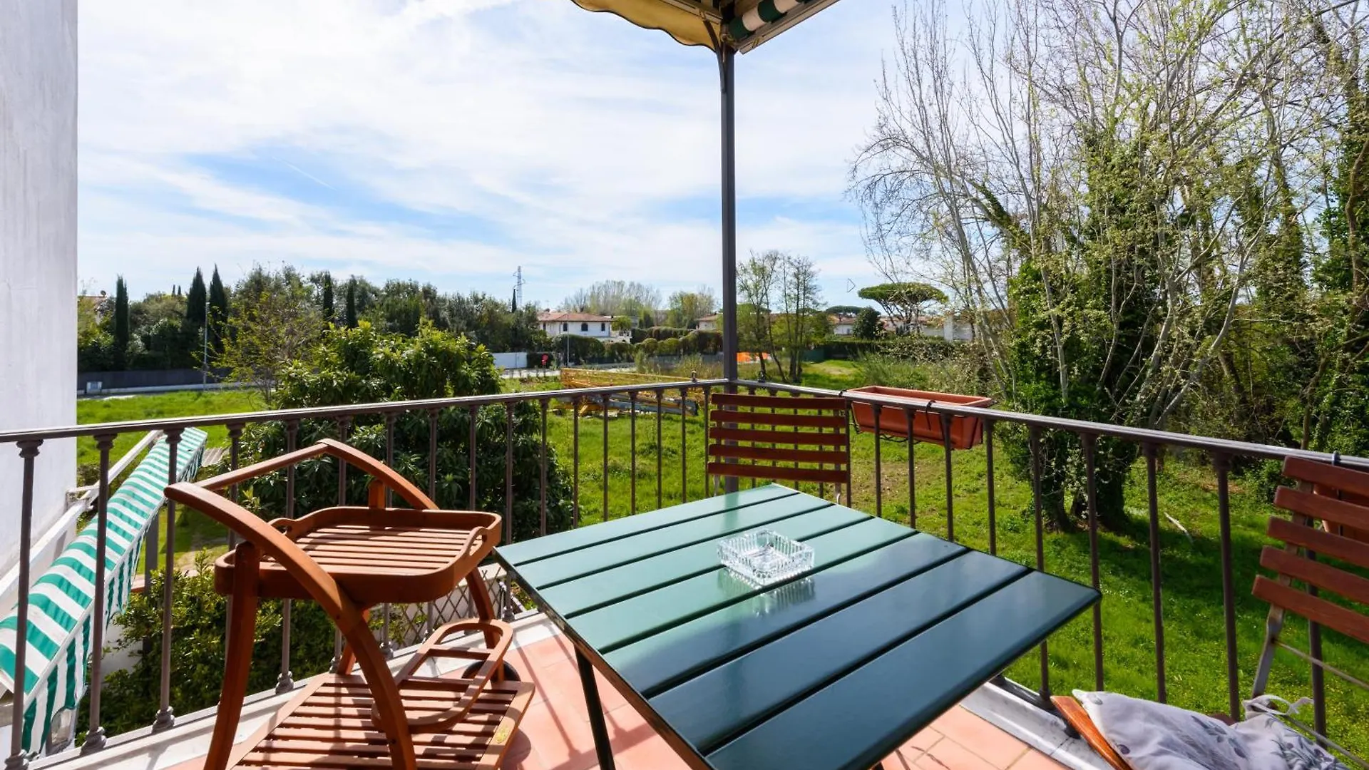 Wow Forte Dei Marmi Terrace Style Daire